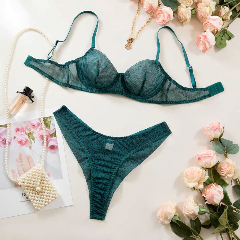 Комплект женского нижнего бель – обзор и цена Push Up Bra Padded